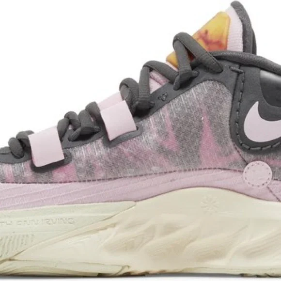 Kyrie 8 'All-Star' Women’s 11 NWT - Picture 14 of 16